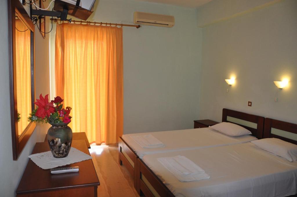 Aggelos Family Hotel Moraitika Eksteriør billede