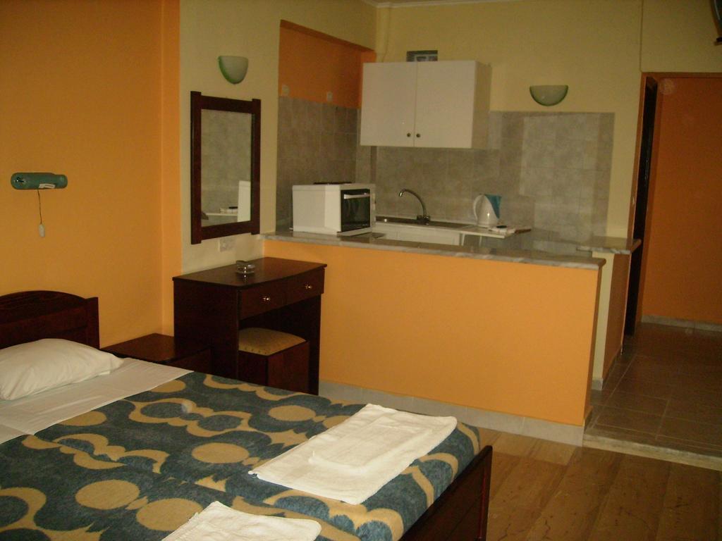 Aggelos Family Hotel Moraitika Eksteriør billede